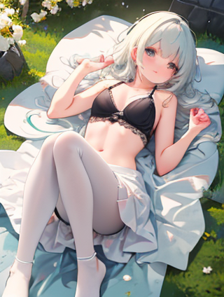 灰色裤袜与短裤的完美搭配